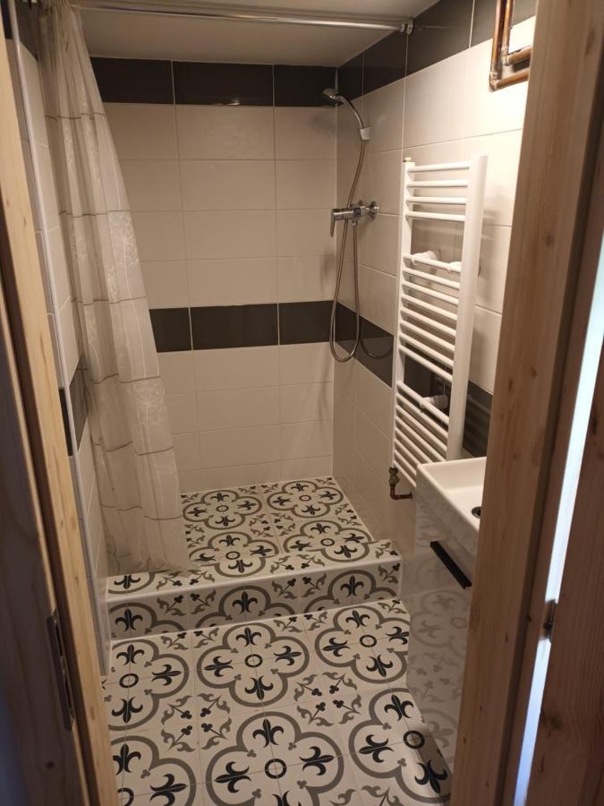 אלברכטיצה ב יזרסקיך הורה Apartman U Cechu מראה חיצוני תמונה
